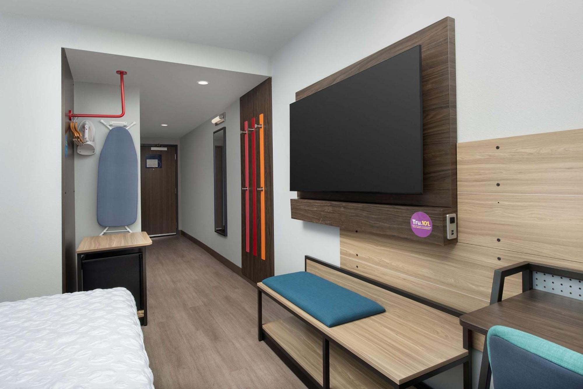 Tru By Hilton Miami Airport South Blue Lagoon, Fl Miami Springs Exterior photo