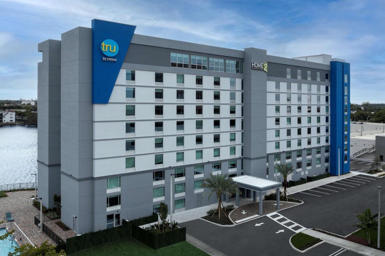 Tru By Hilton Miami Airport South Blue Lagoon, Fl Miami Springs Exterior photo